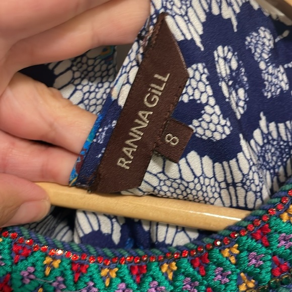 Gorgeous Ranna Gill Dress - Picture 3 of 3